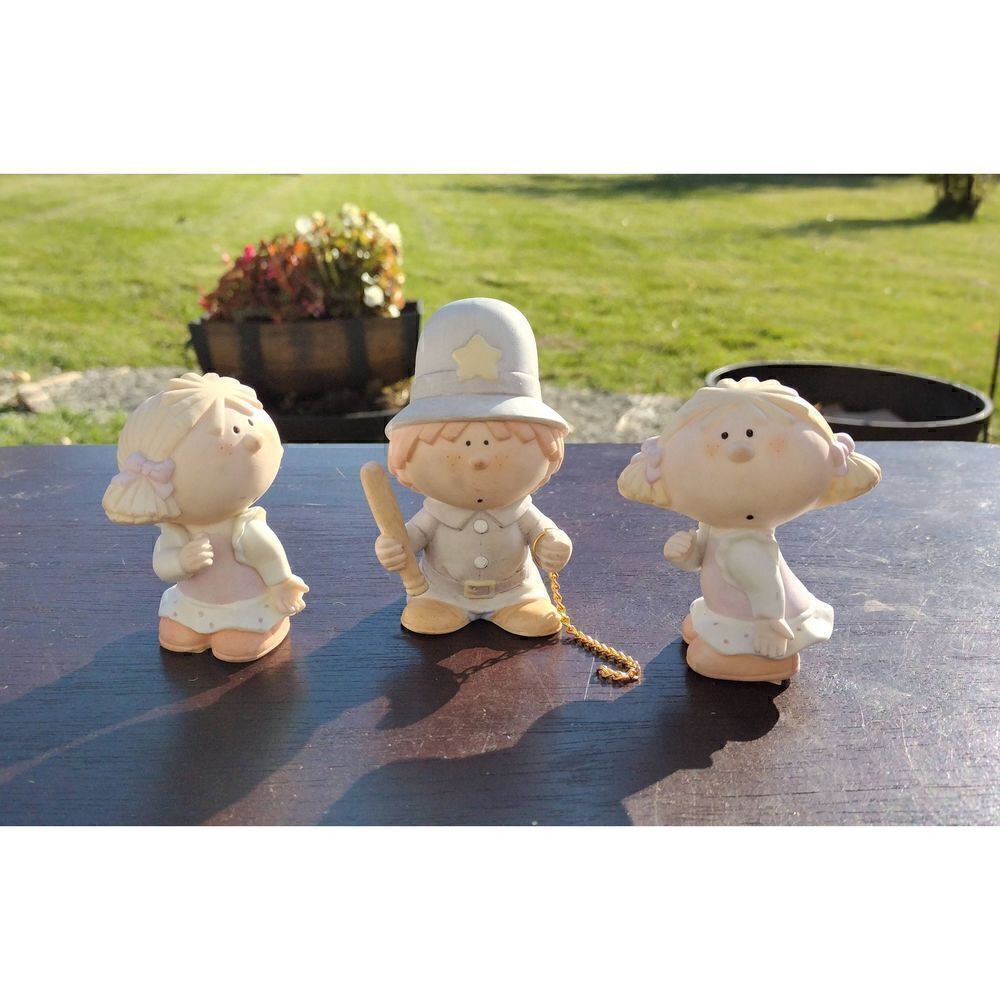Bumpkins By Fabrizio For George Tyke Baseball Porcelian American Figurine, 2 Bum